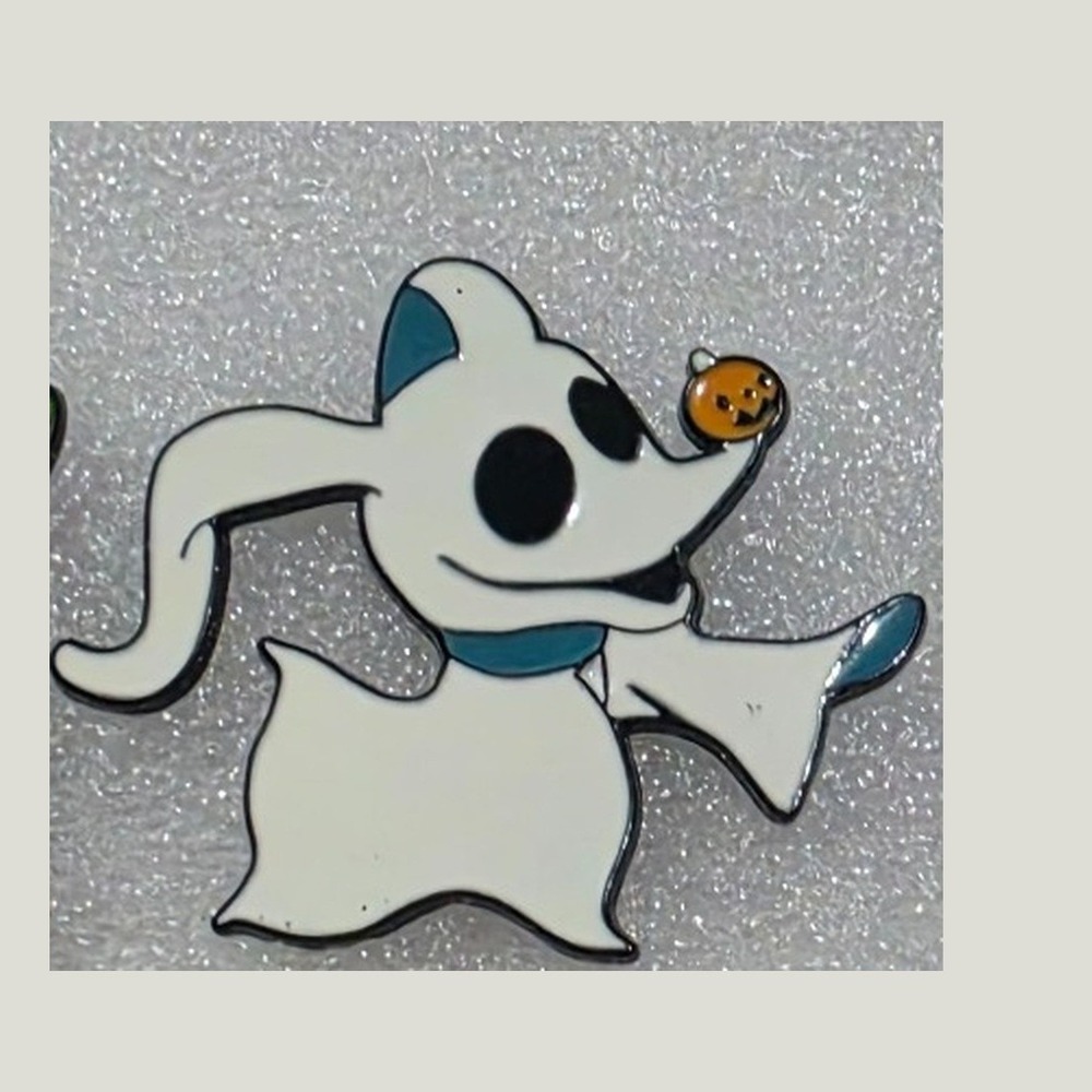 Nightmare Before Christmas Zero Ghost Dog Enamel Pin Halloween Lapel Hat Pin